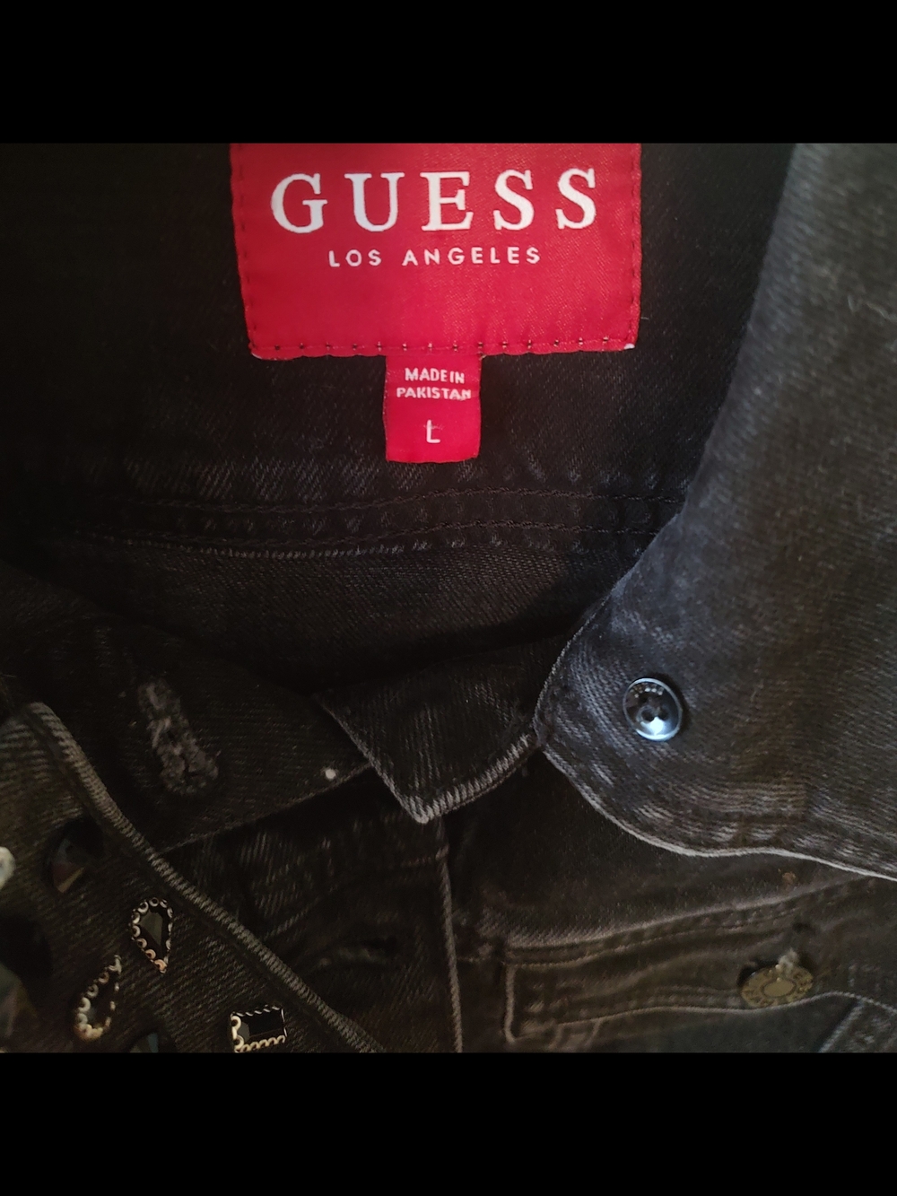 GUESS Black Washed Denim Jacket with Studded Sleeve SZ L - Picture 4 of 6